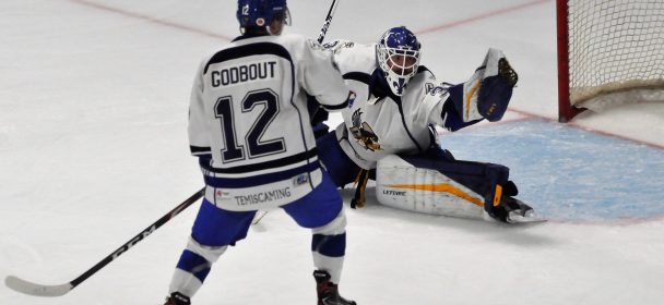Titans blow game open in first period, coast to 6-2 win
