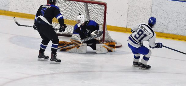 Titans a une victoire de la Coupe Russell